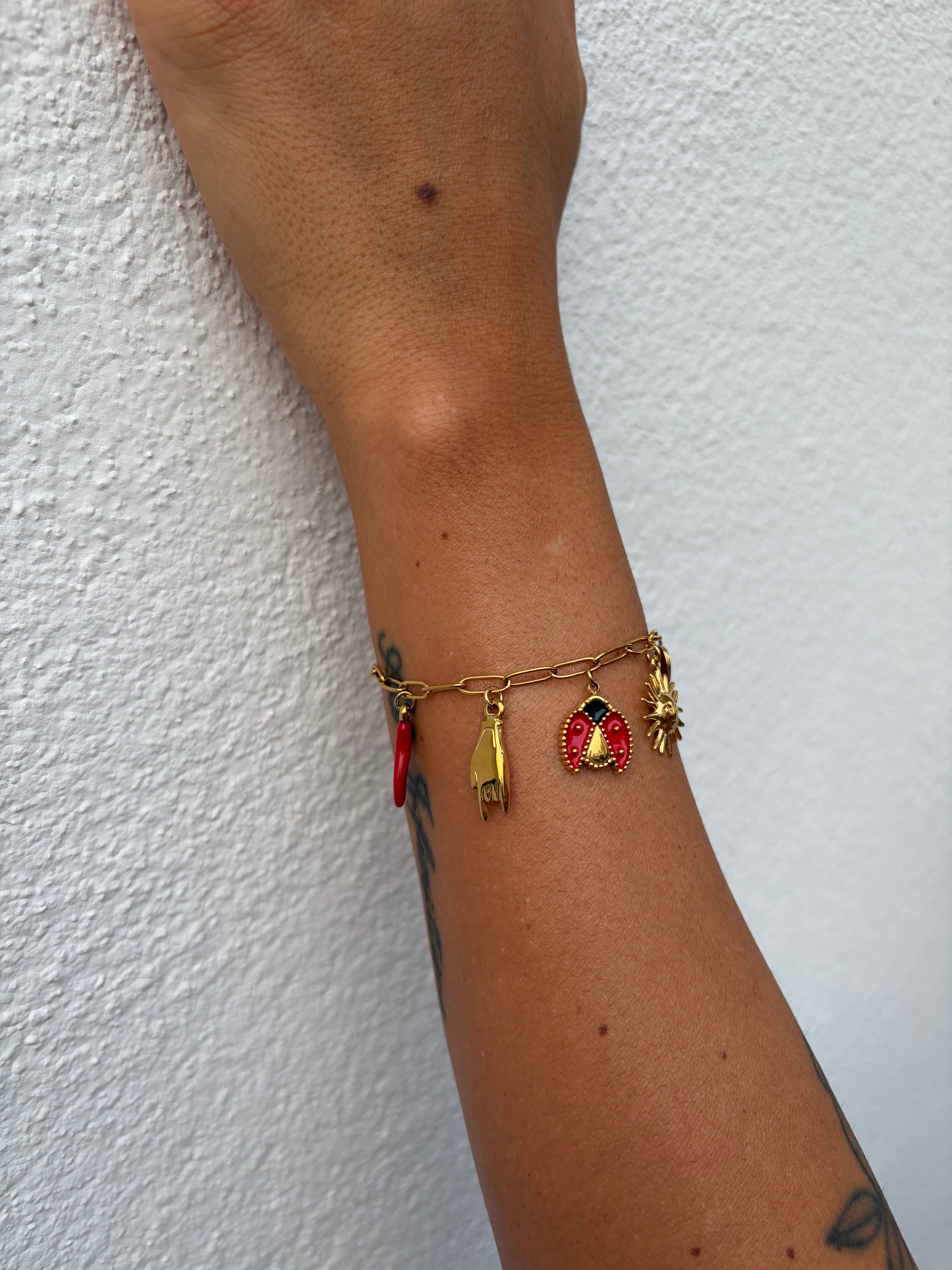 Bracciali