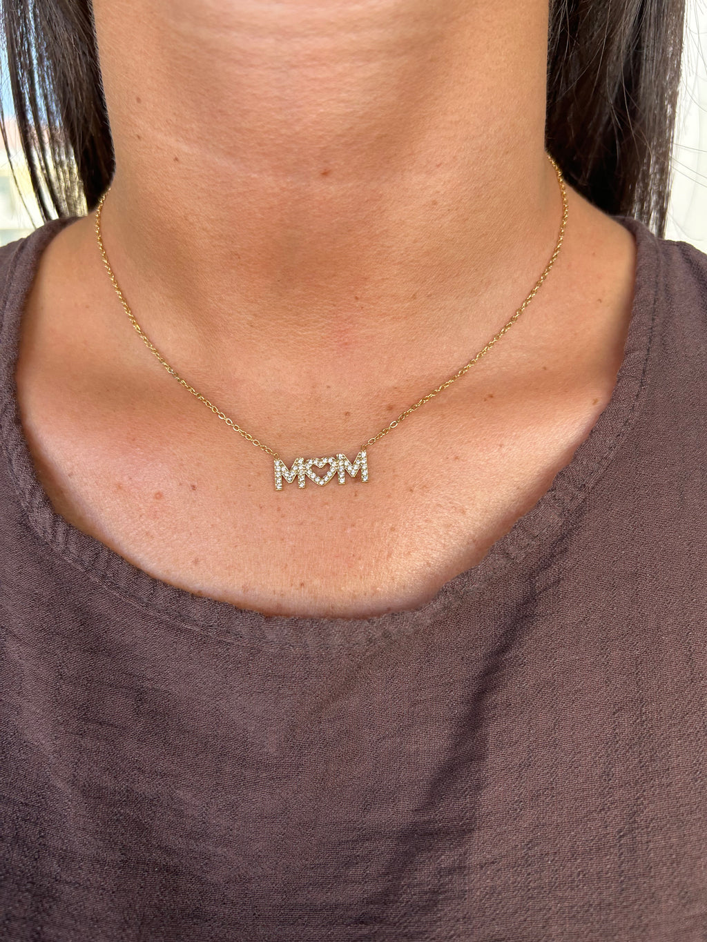 Collana MOM